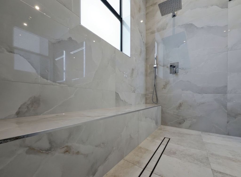Miami Primary Bath - 140 sqft | Finished