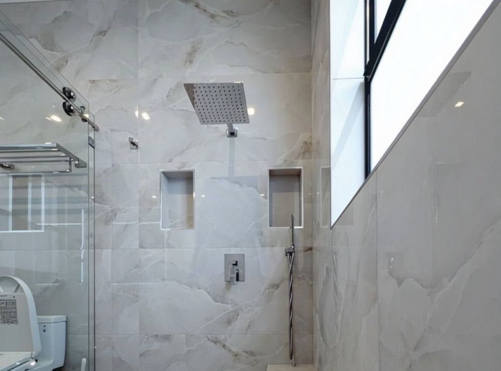 Miami Primary Bath - 140 sqft | Finished