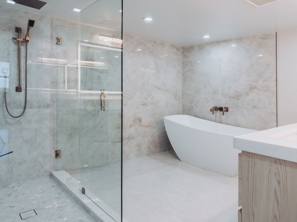 Oceanfront Condo Primary Bath