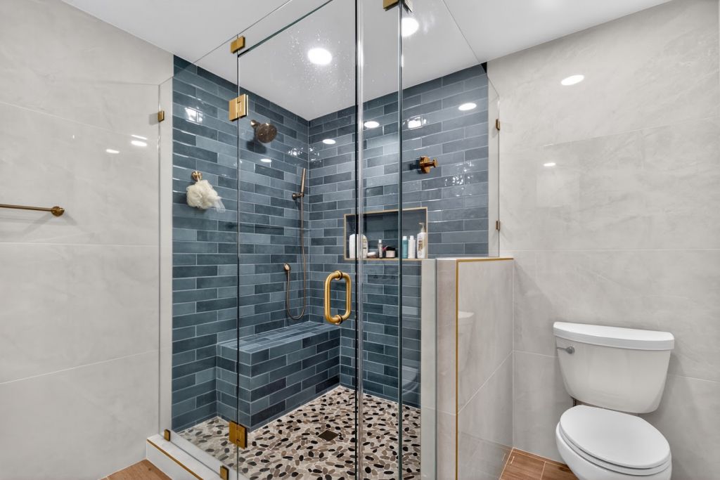 South Miami Primary Bath