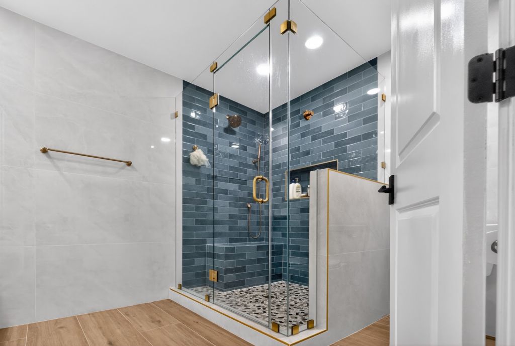 South Miami Primary Bath