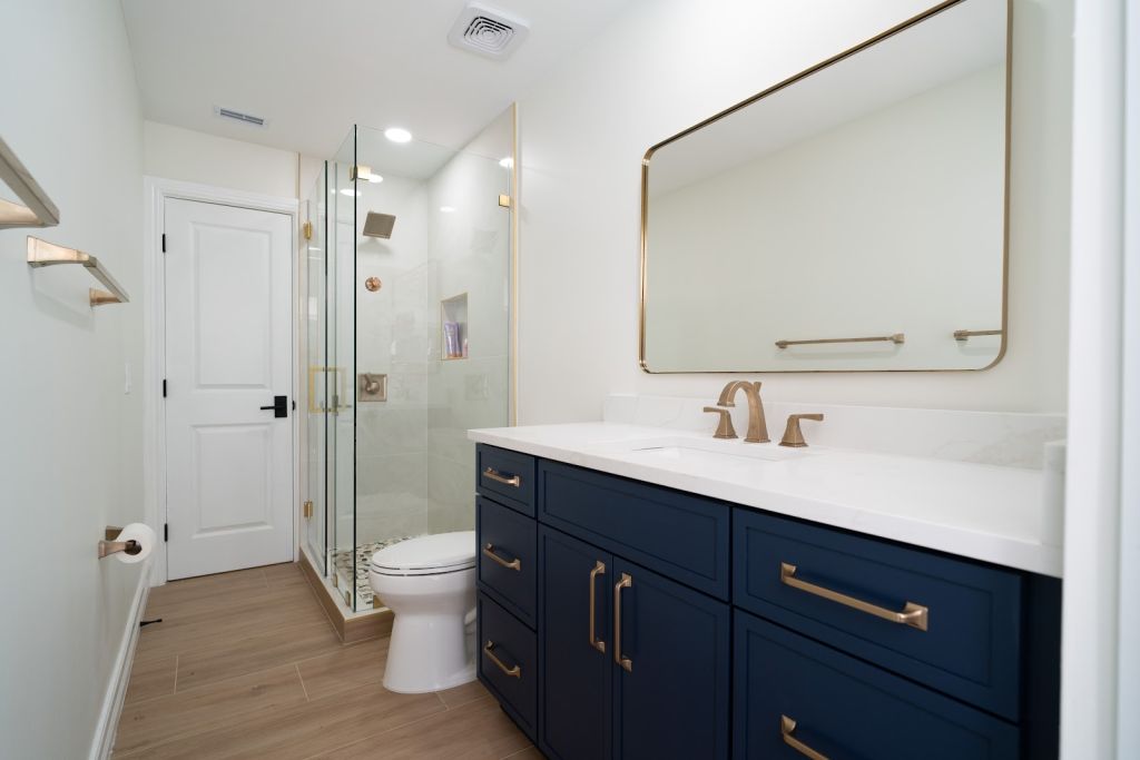 South Miami Guest Bath