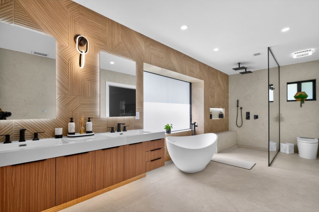 Palmetto Bay Primary Bath