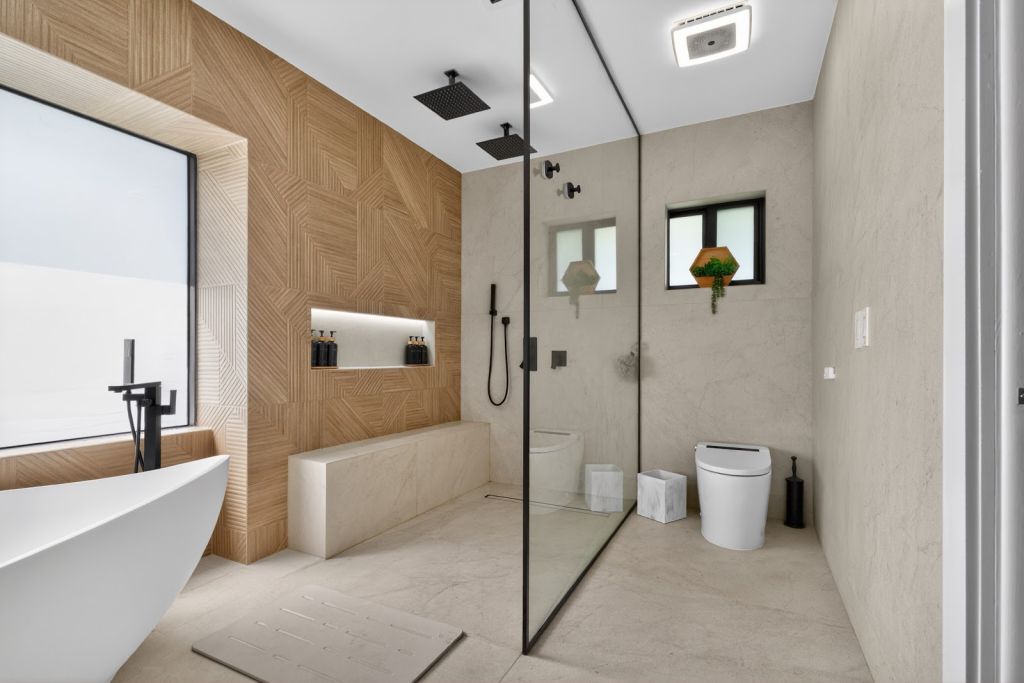 Palmetto Bay Primary Bath