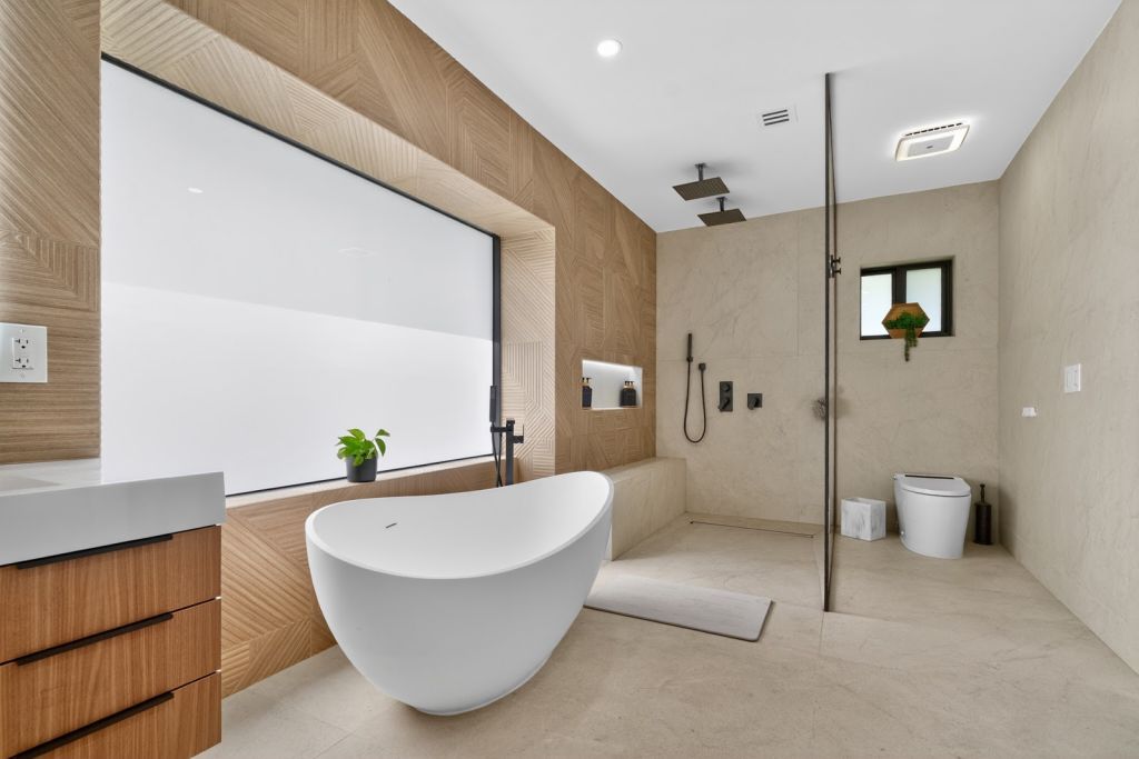 Palmetto Bay Primary Bath