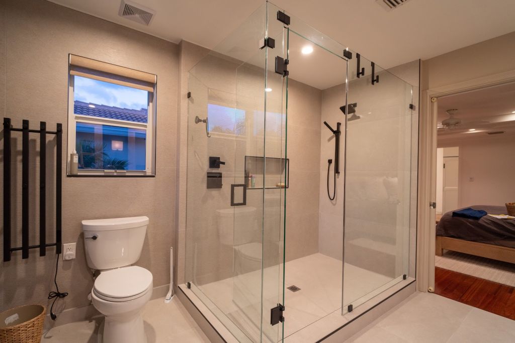 Miami Primary Bath