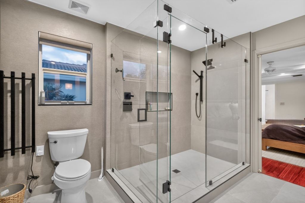 Miami Primary Bath
