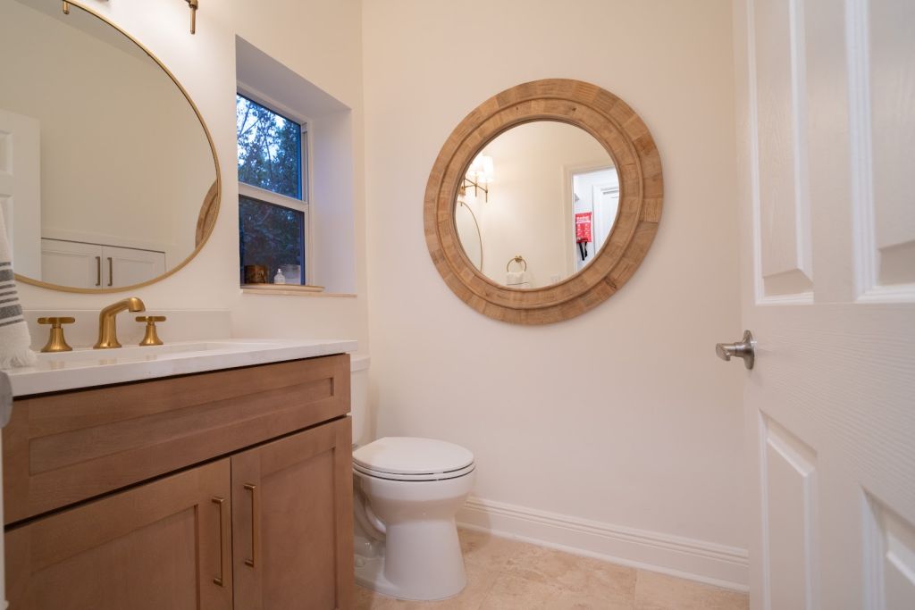 Miami Powder Room