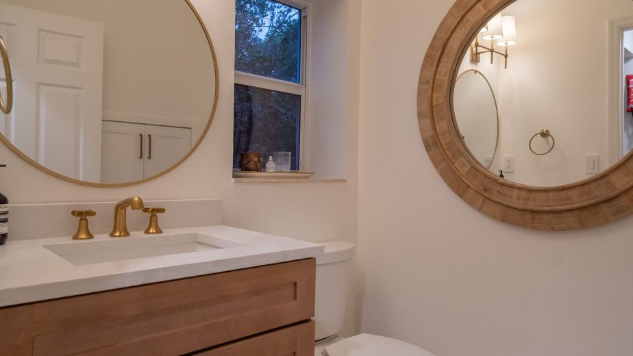 Miami Powder Room