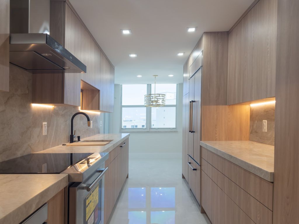Oceanfront Condo Kitchen