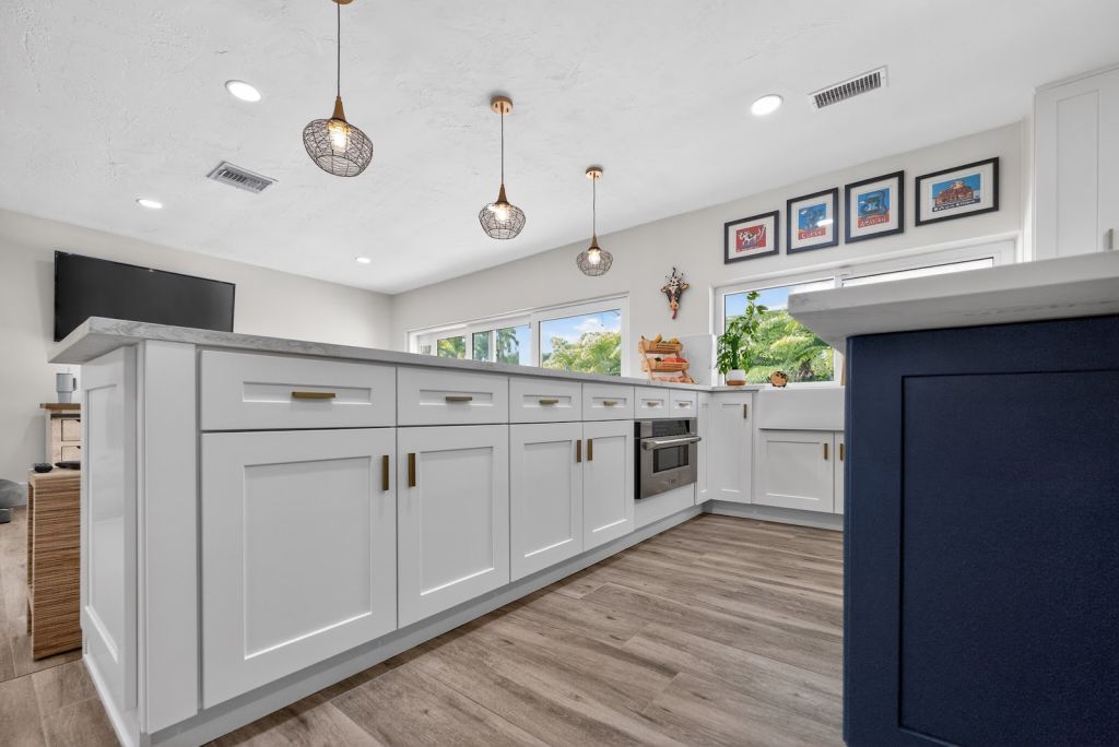 Pinecrest Kitchen